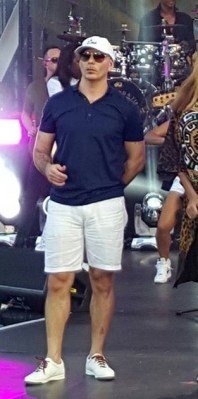 Pitbull rehearses for PitbullNYE